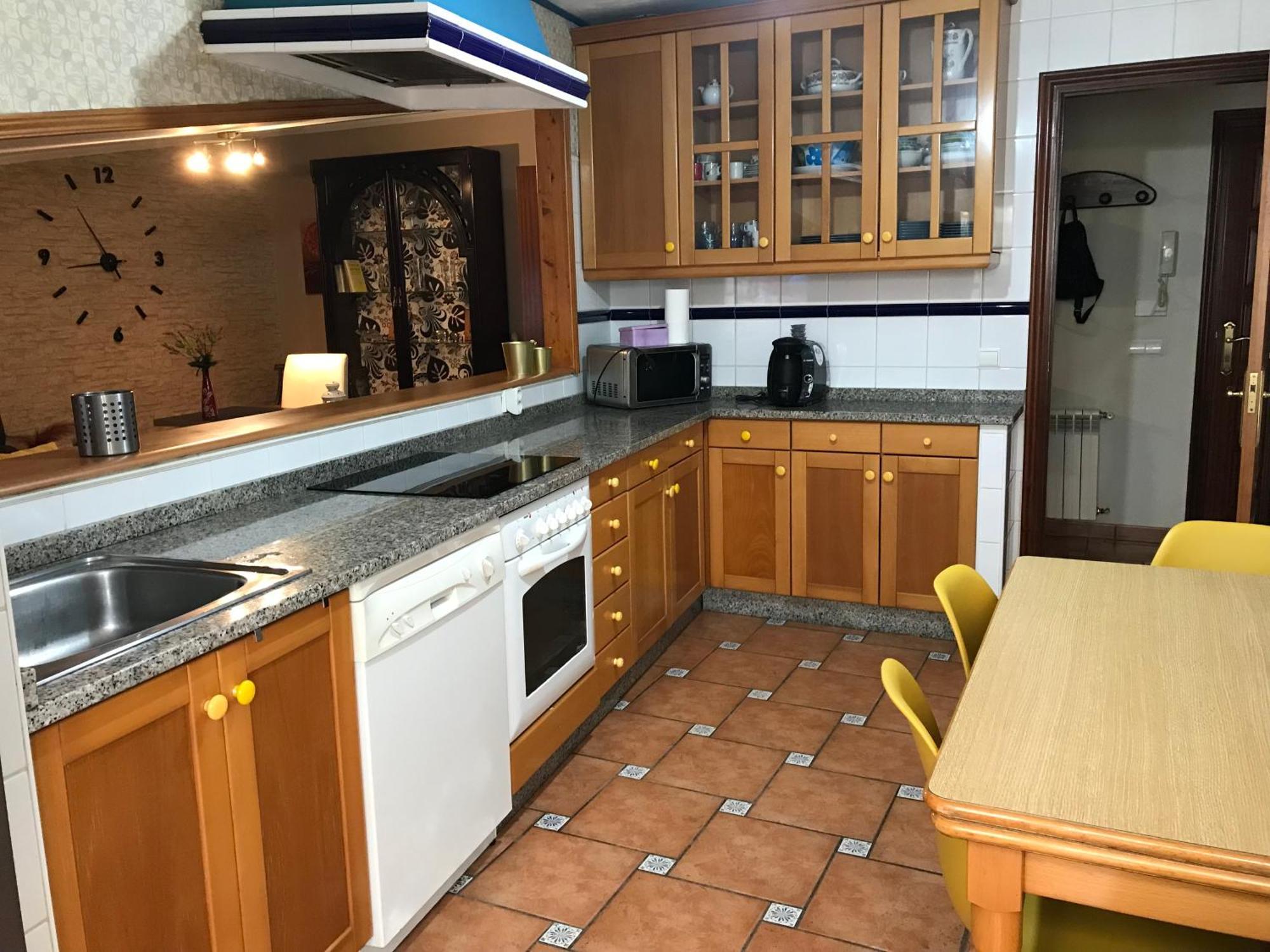 Apartamento Con Amplia Terraza Cerca Del Hospital Clinico Santiago de Compostella Buitenkant foto